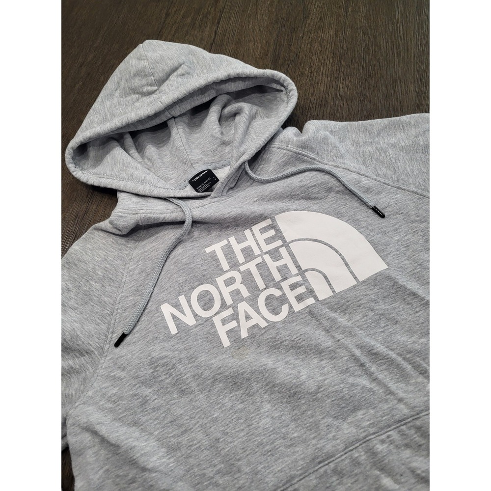 North Face Women's LARGE Grey Hoody, SUPER SOFT AND WARM. CLEAN!!!